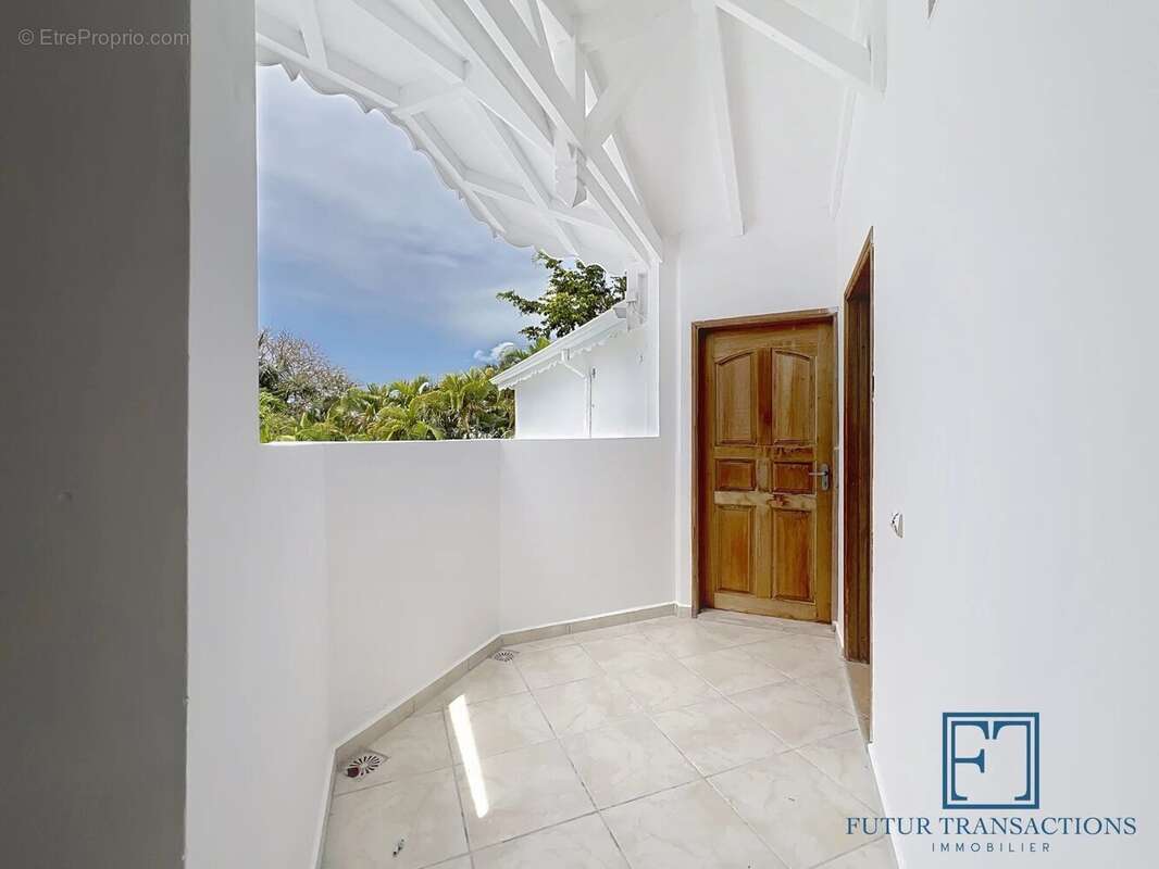 Maison à SAINTE-ANNE