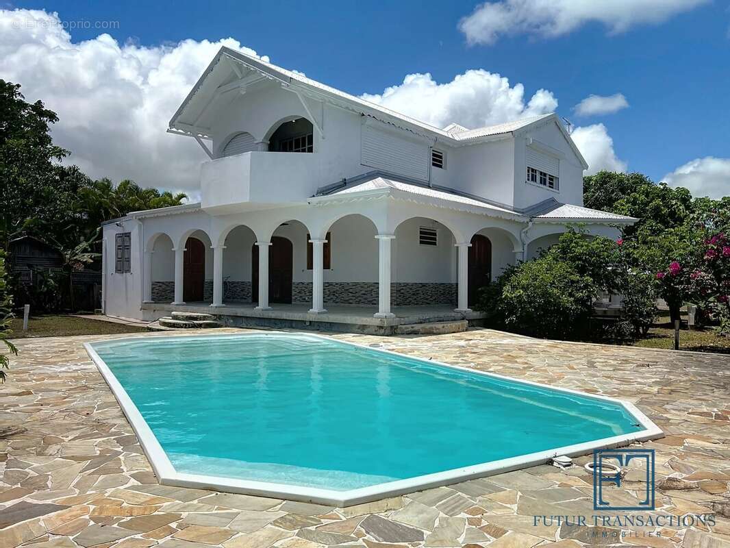 Maison à SAINTE-ANNE