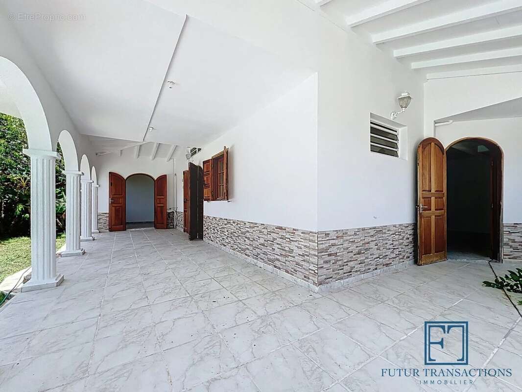 Maison à SAINTE-ANNE