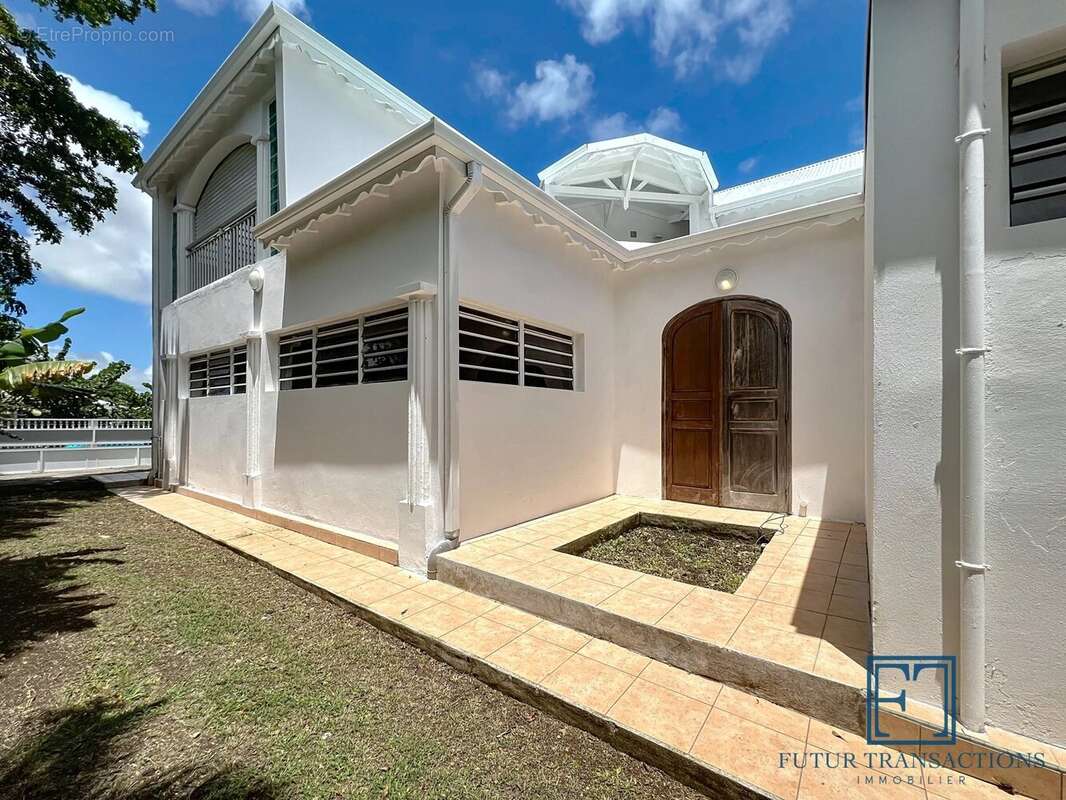 Maison à SAINTE-ANNE