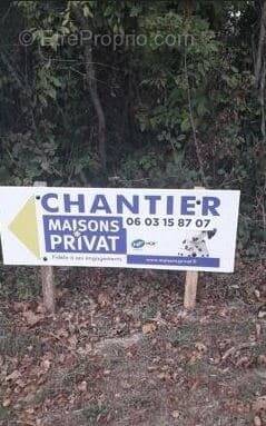 Terrain à LA ROCHE-SUR-YON