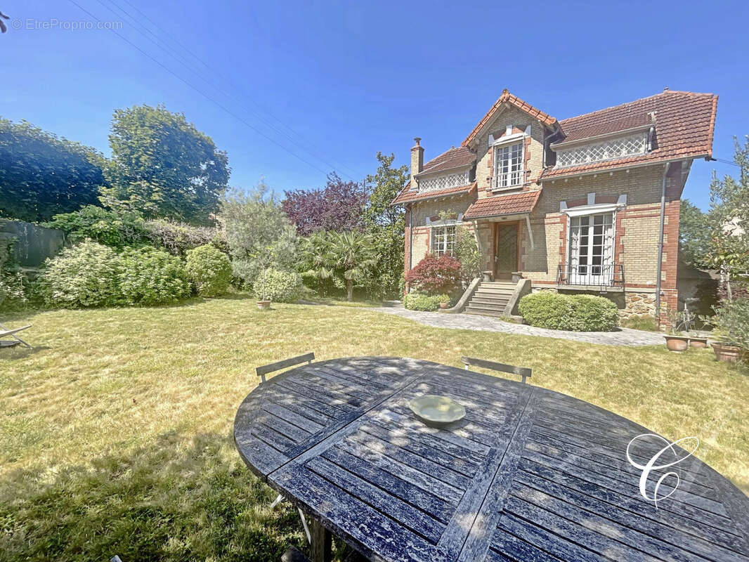 Maison à ROCQUENCOURT