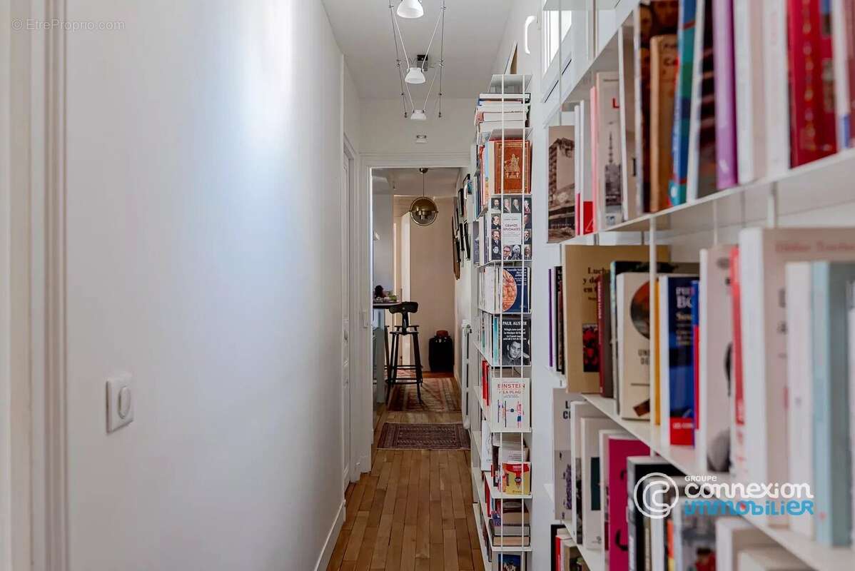 Appartement à PARIS-15E