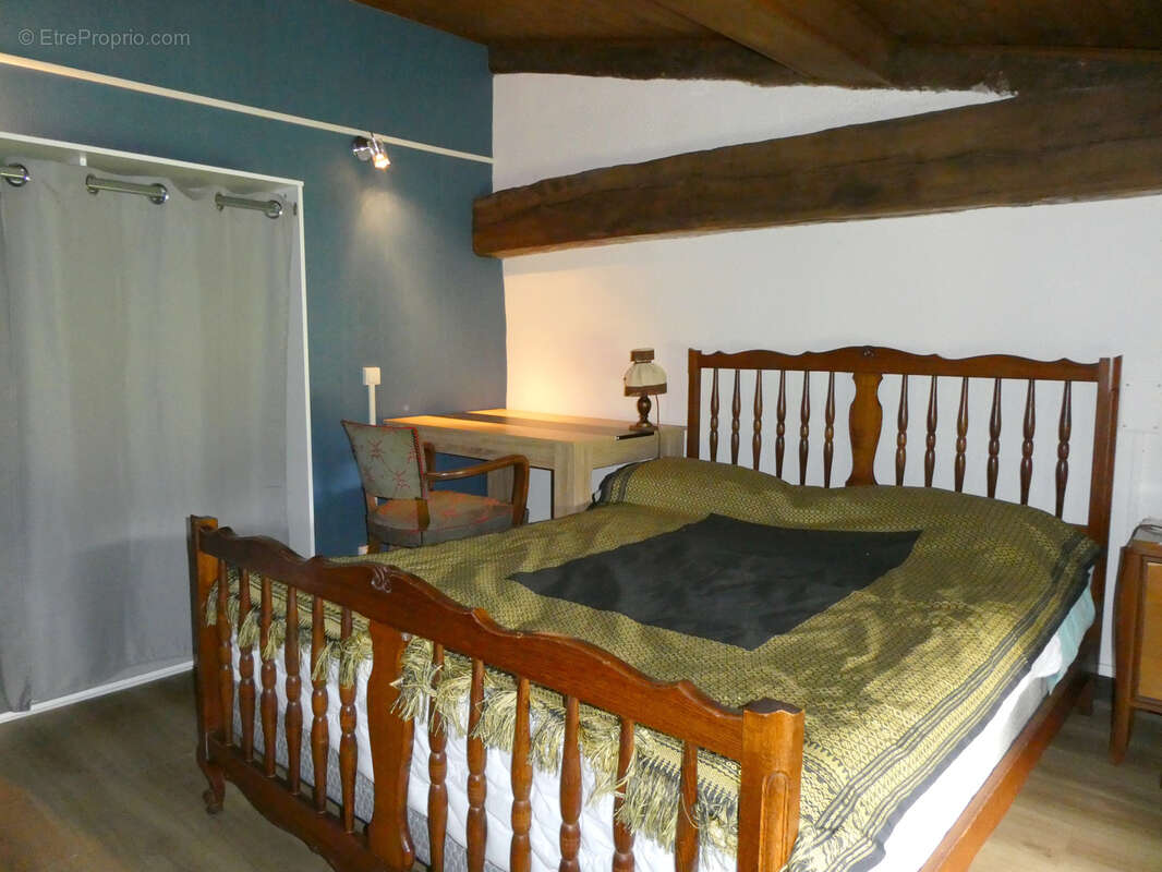 Maison à BRULLIOLES