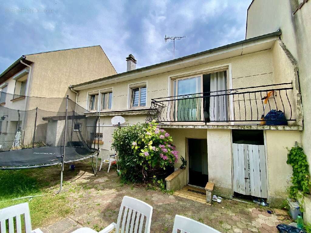 Maison à MITRY-MORY