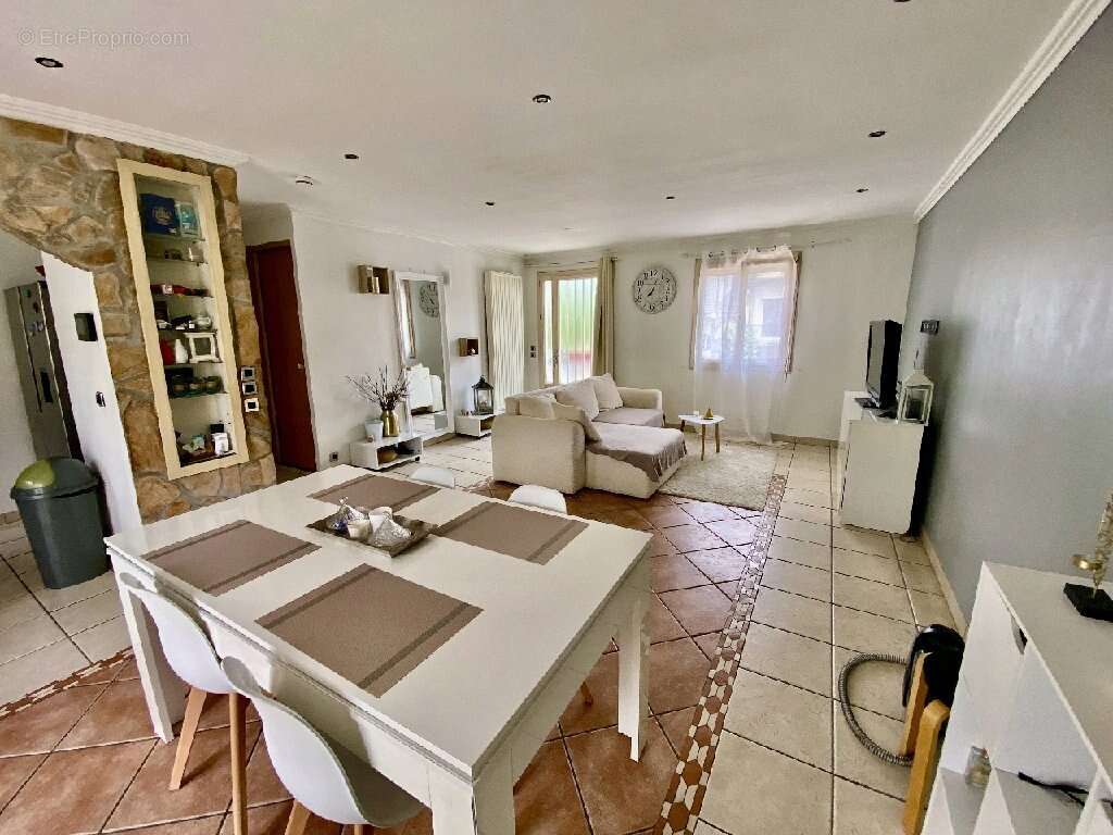 Maison à MITRY-MORY