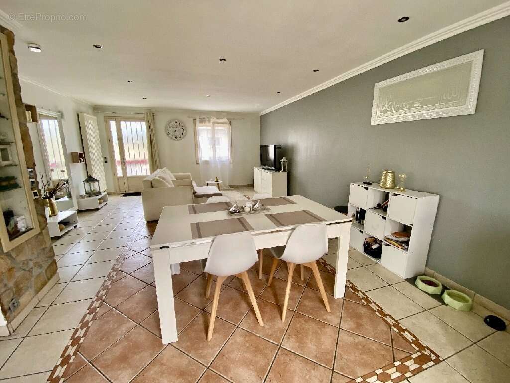 Maison à MITRY-MORY