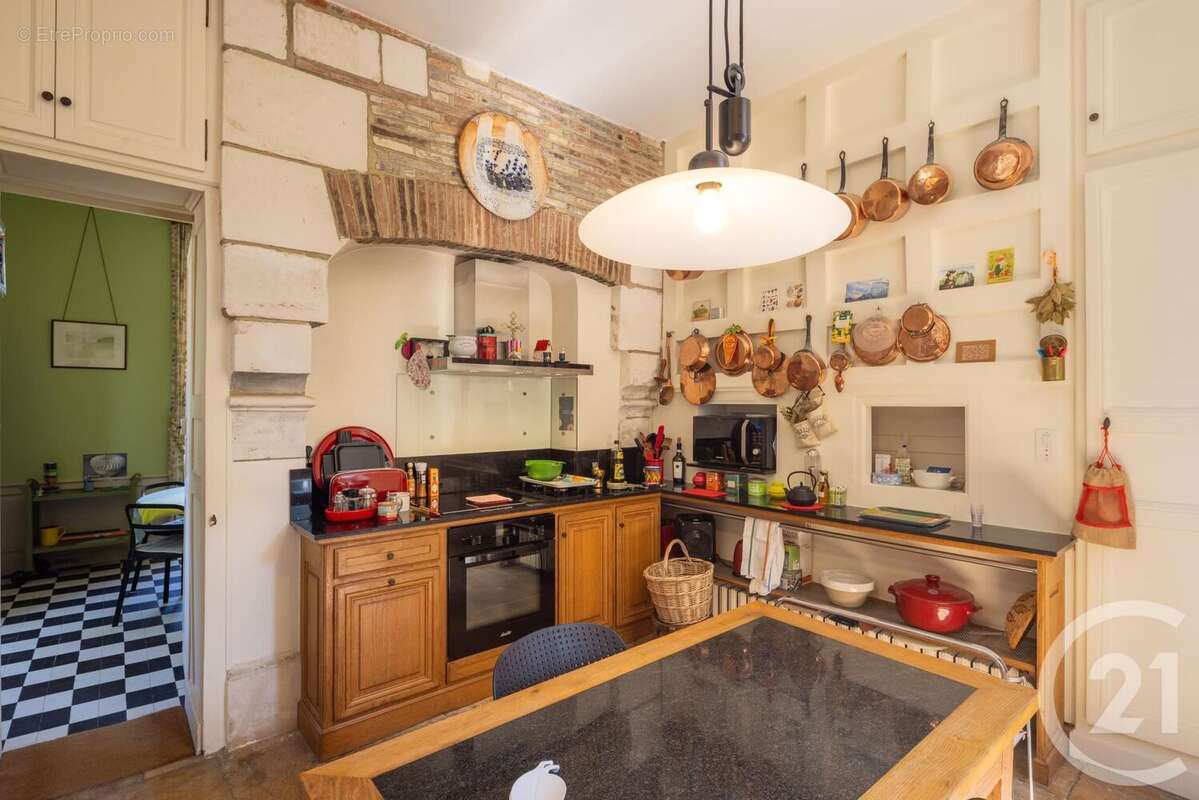 Maison à SAINT-PARRES-AUX-TERTRES