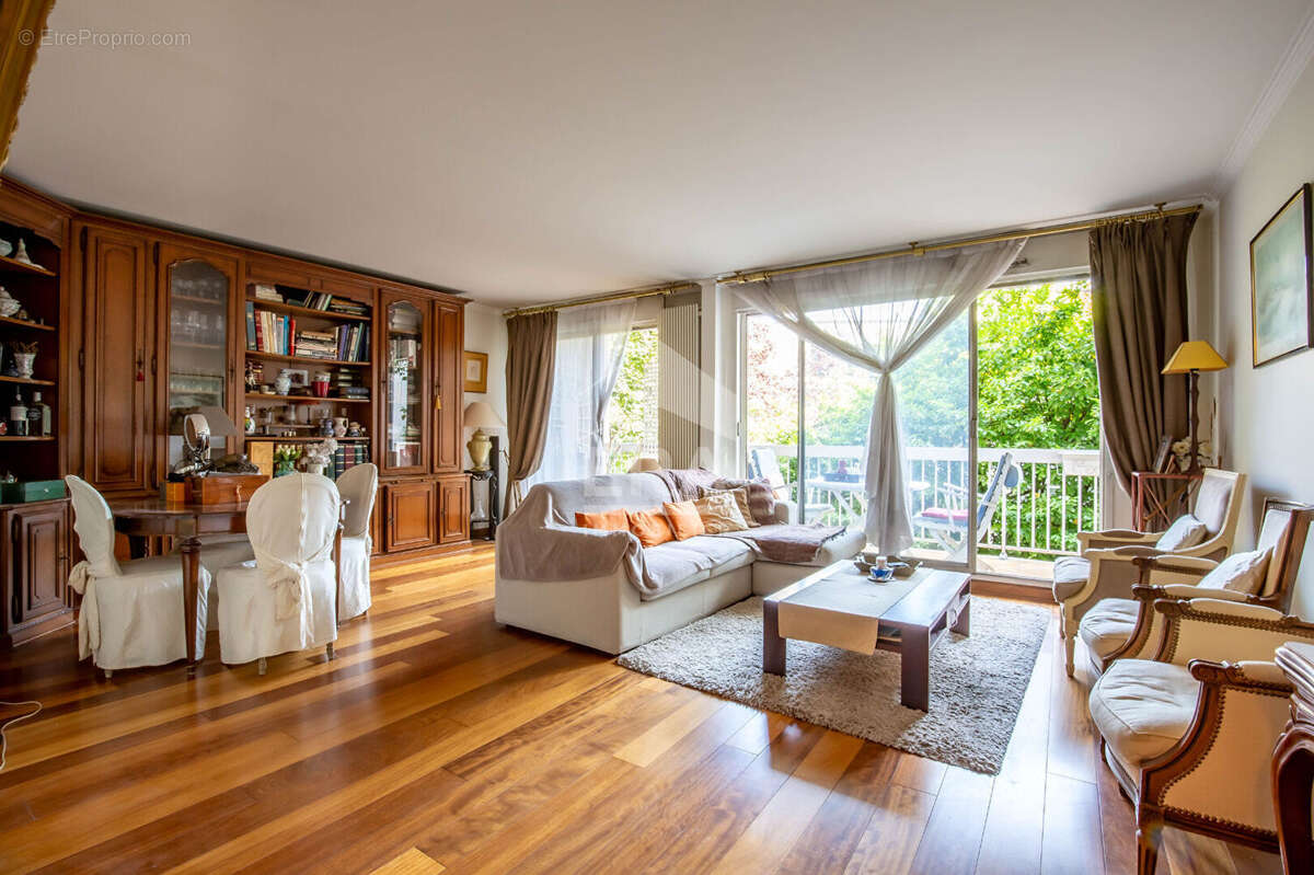 Appartement à PARIS-12E