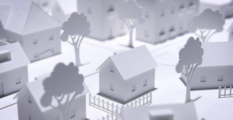 Terrain à SAINT-CALAIS