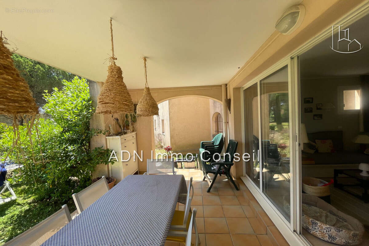 Appartement à MALLEMORT