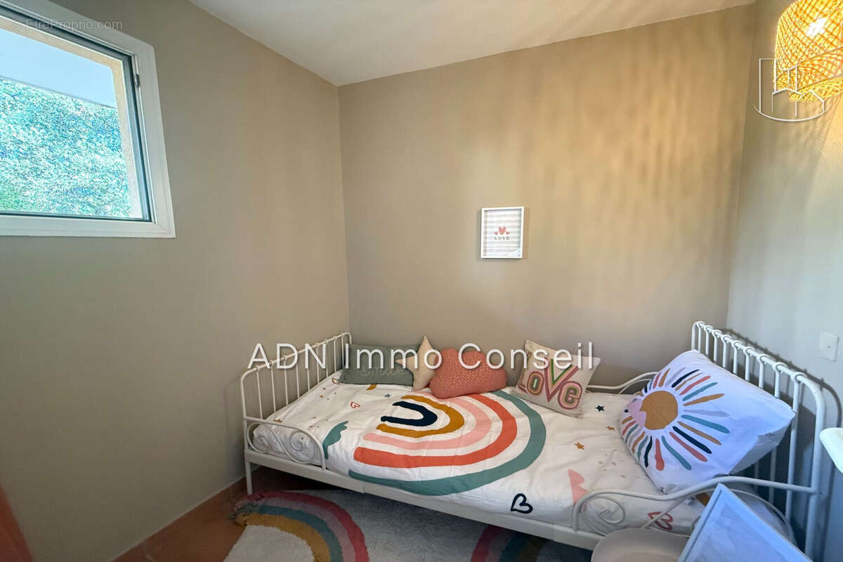 Appartement à MALLEMORT