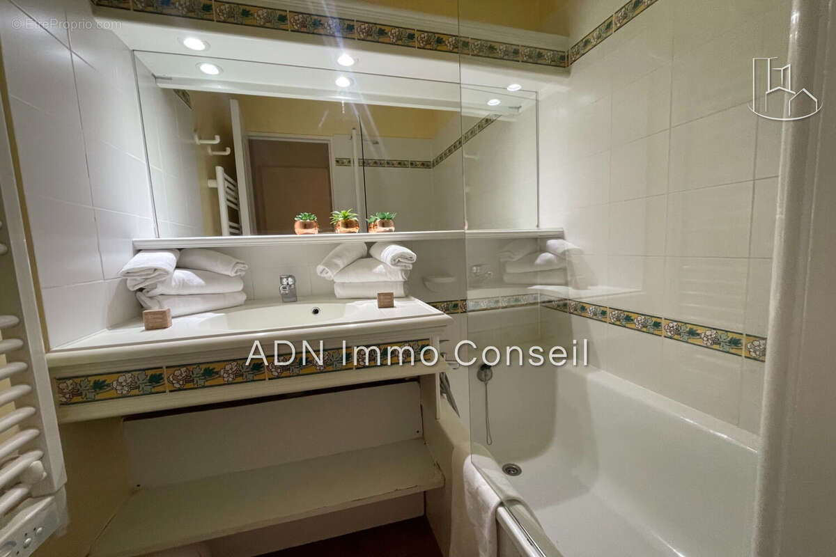 Appartement à MALLEMORT