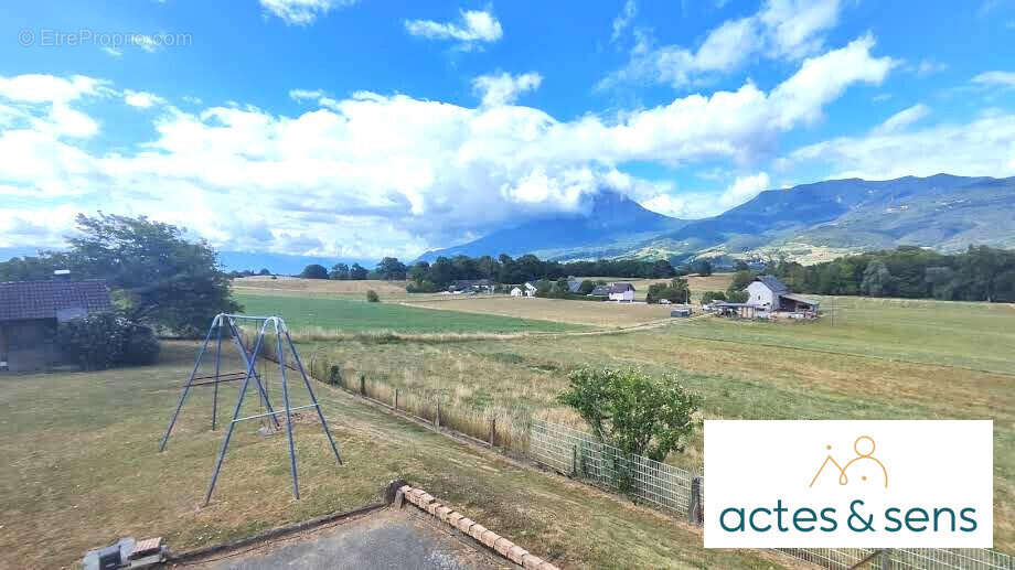 Maison à SAINT-JEOIRE-PRIEURE