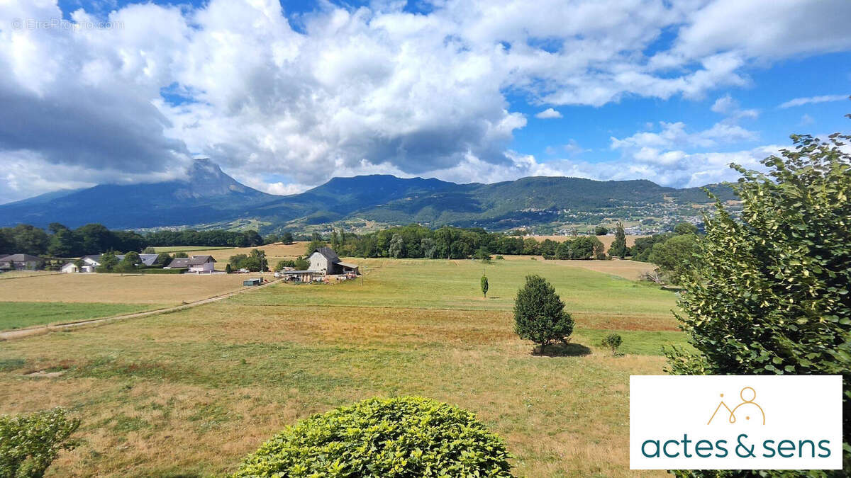 Maison à SAINT-JEOIRE-PRIEURE