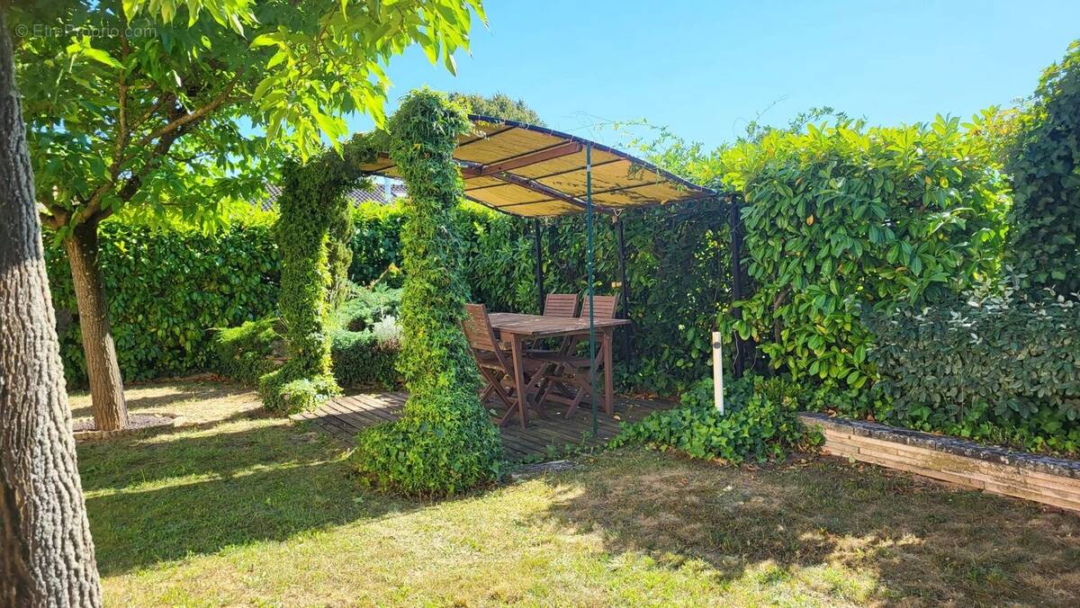 Maison à CORCELLES-EN-BEAUJOLAIS