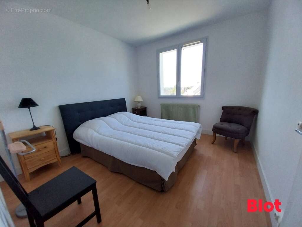 Maison à MINIAC-MORVAN