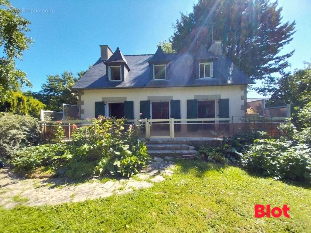 Maison à MINIAC-MORVAN