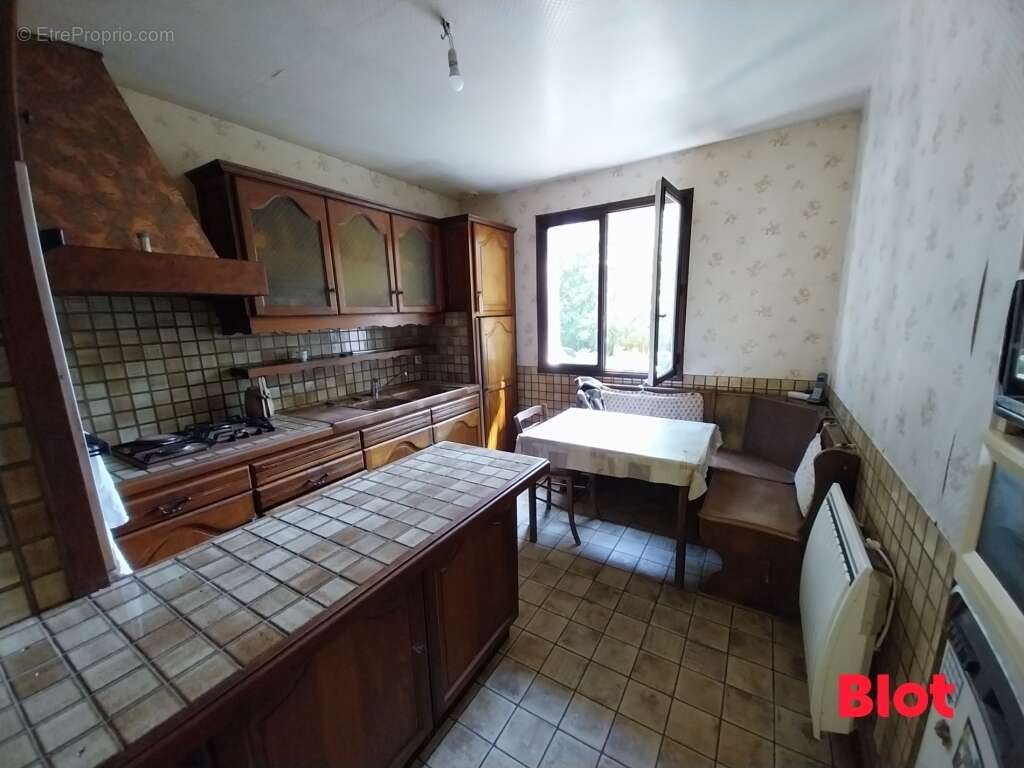 Maison à MINIAC-MORVAN