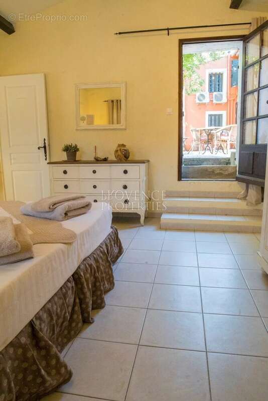 Maison à BESSE-SUR-ISSOLE