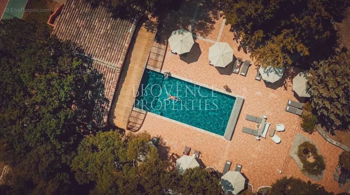 Maison à BESSE-SUR-ISSOLE