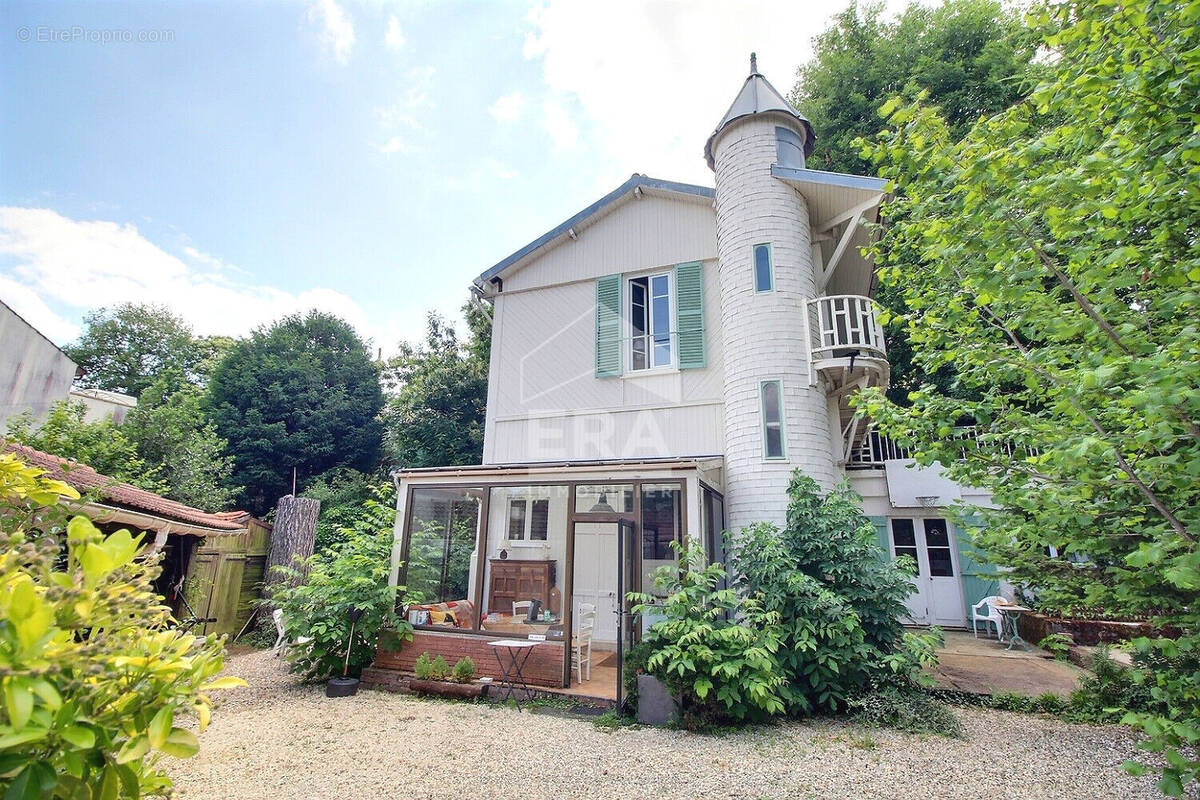 Maison à CHATENAY-MALABRY