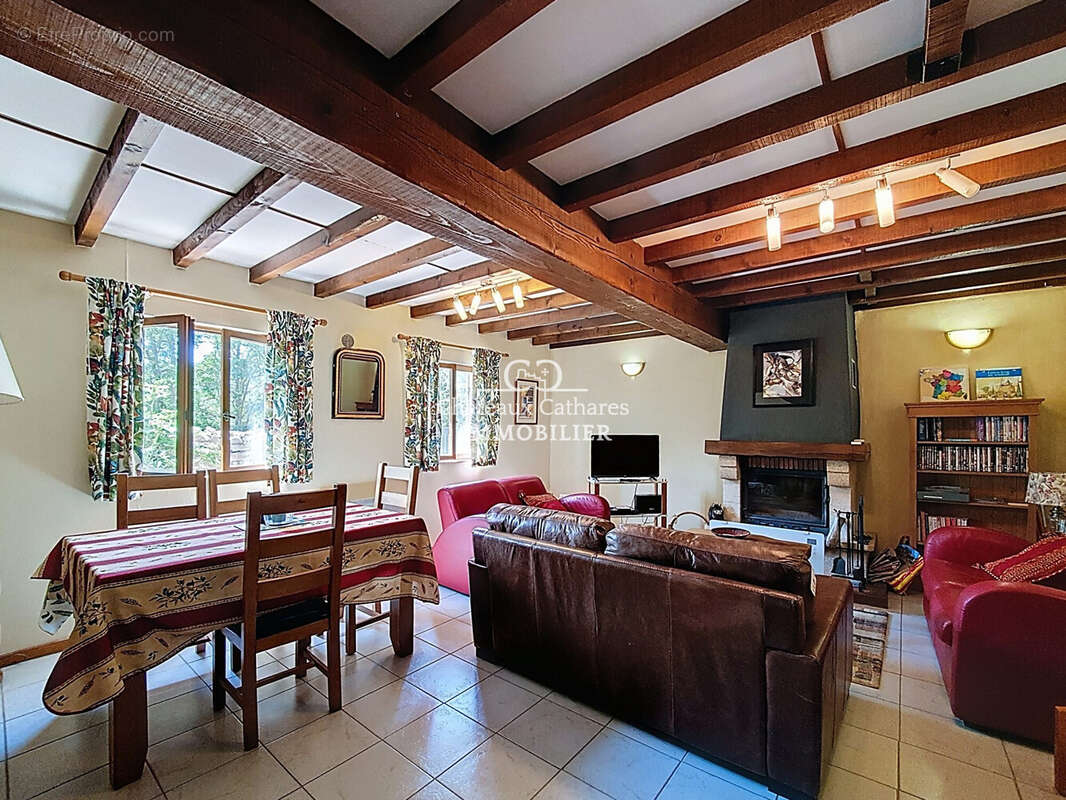 Maison à CUCUGNAN