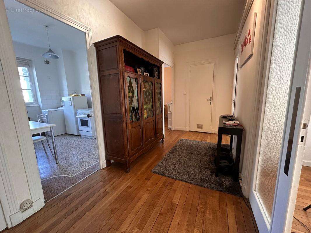 titre - Appartement à CHAMALIERES