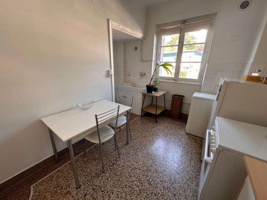 titre - Appartement à CHAMALIERES