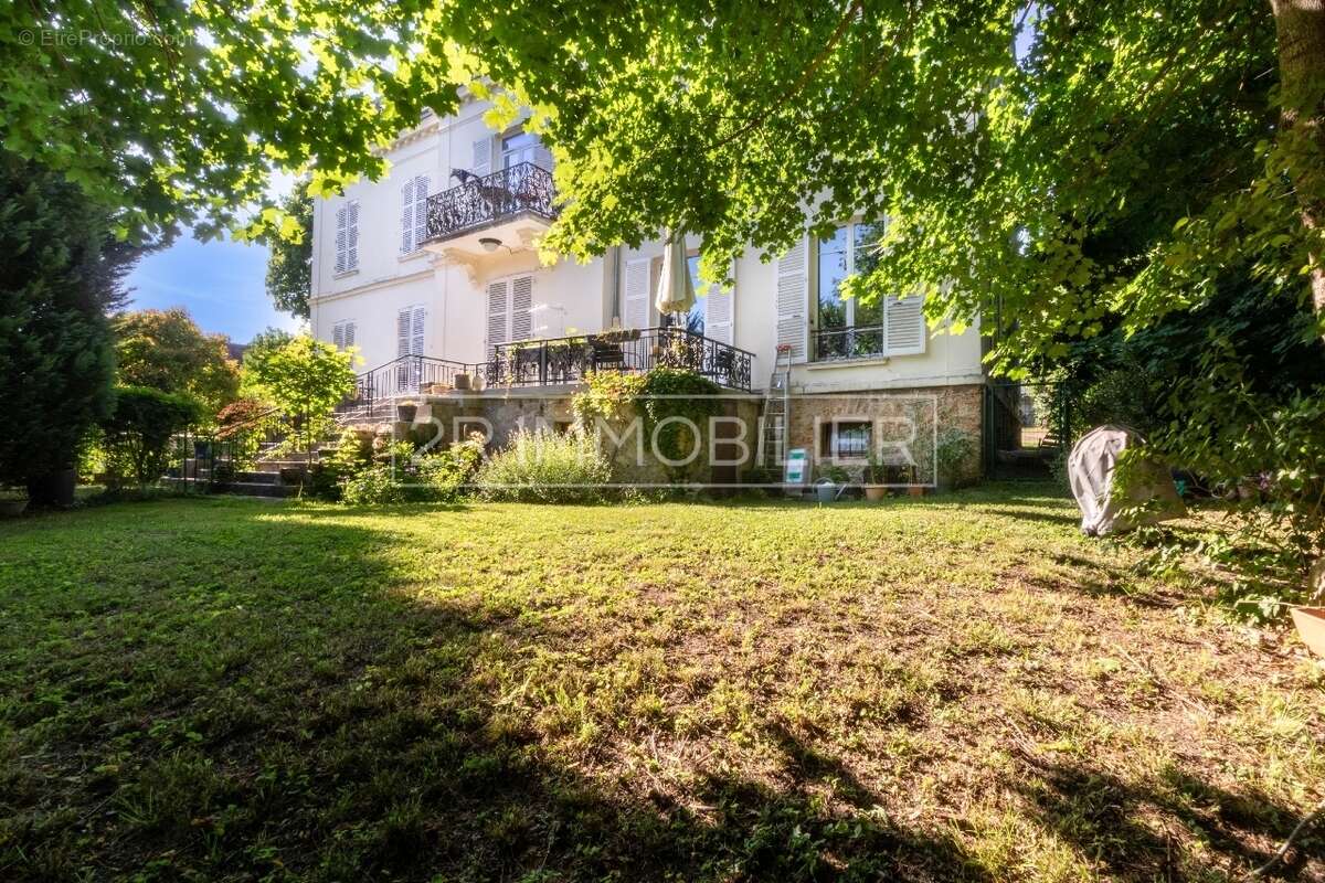 Appartement à DAMPMART