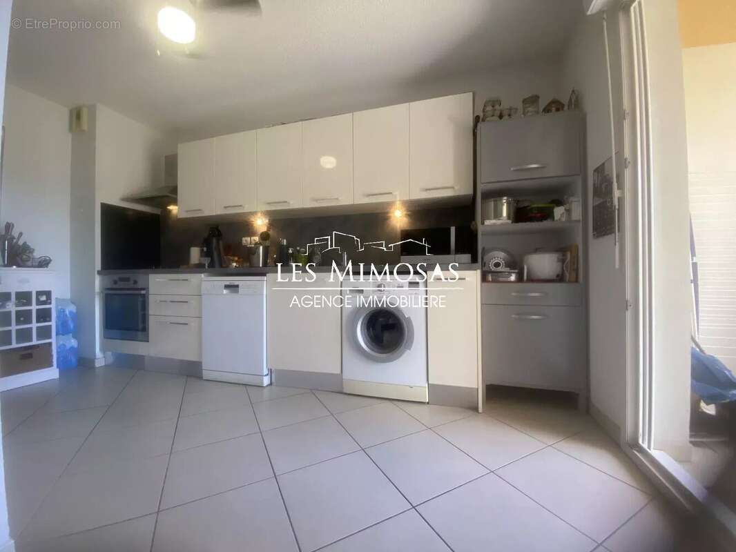 Appartement à FREJUS