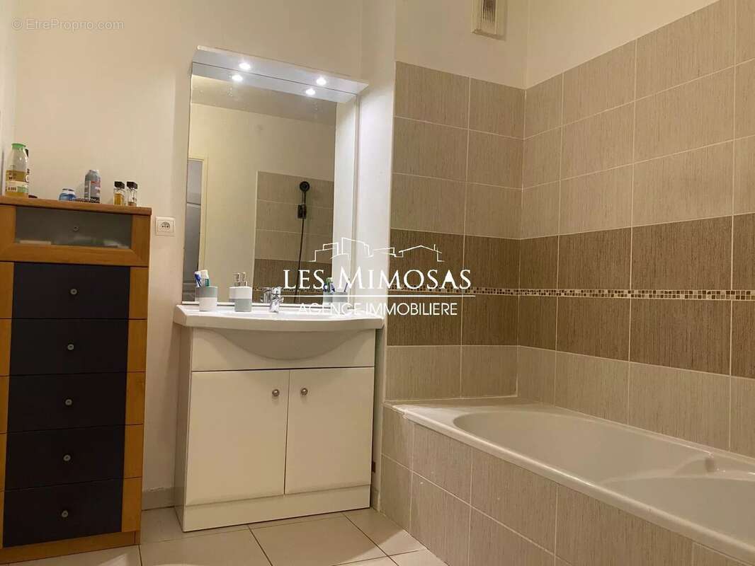 Appartement à FREJUS