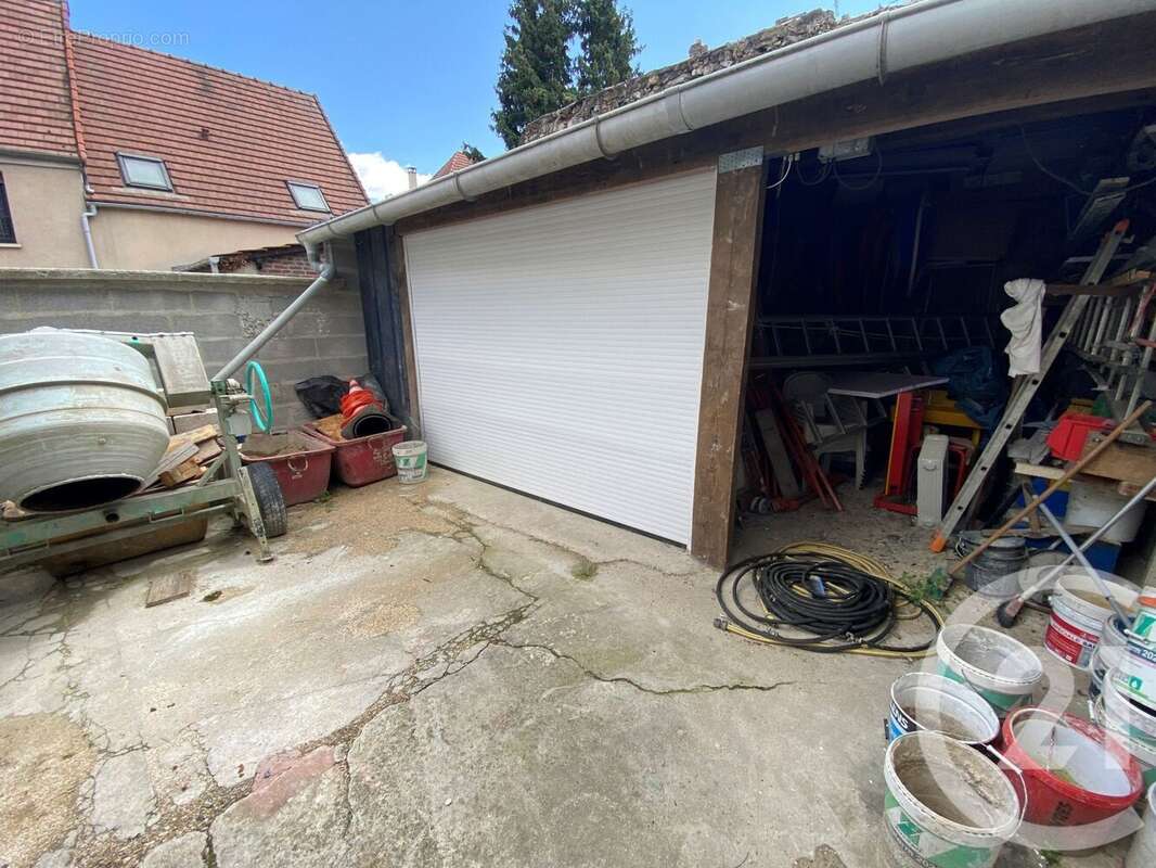 Autre à NANTEUIL-LE-HAUDOUIN