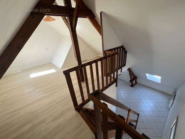 Appartement à EPERNON