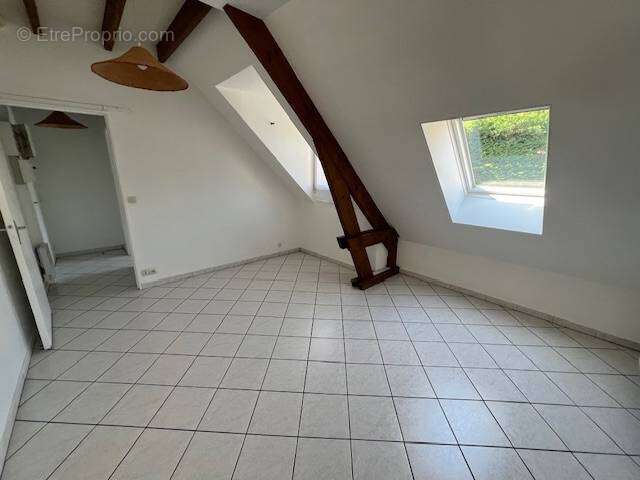 Appartement à EPERNON