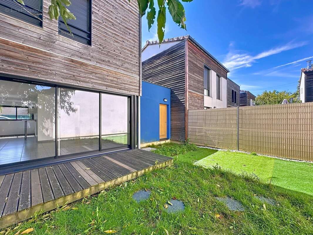 Maison à SAINT-ORENS-DE-GAMEVILLE