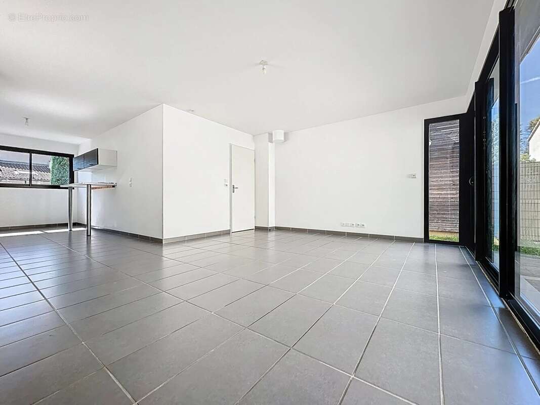 Maison à SAINT-ORENS-DE-GAMEVILLE