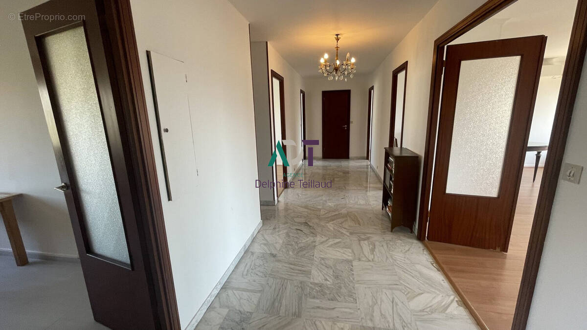 Appartement à ECHIROLLES