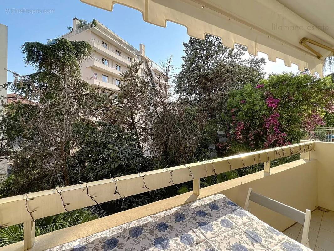 Appartement à CANNES