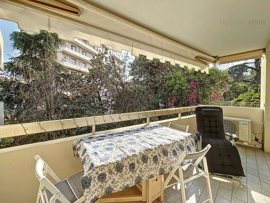 Appartement à CANNES