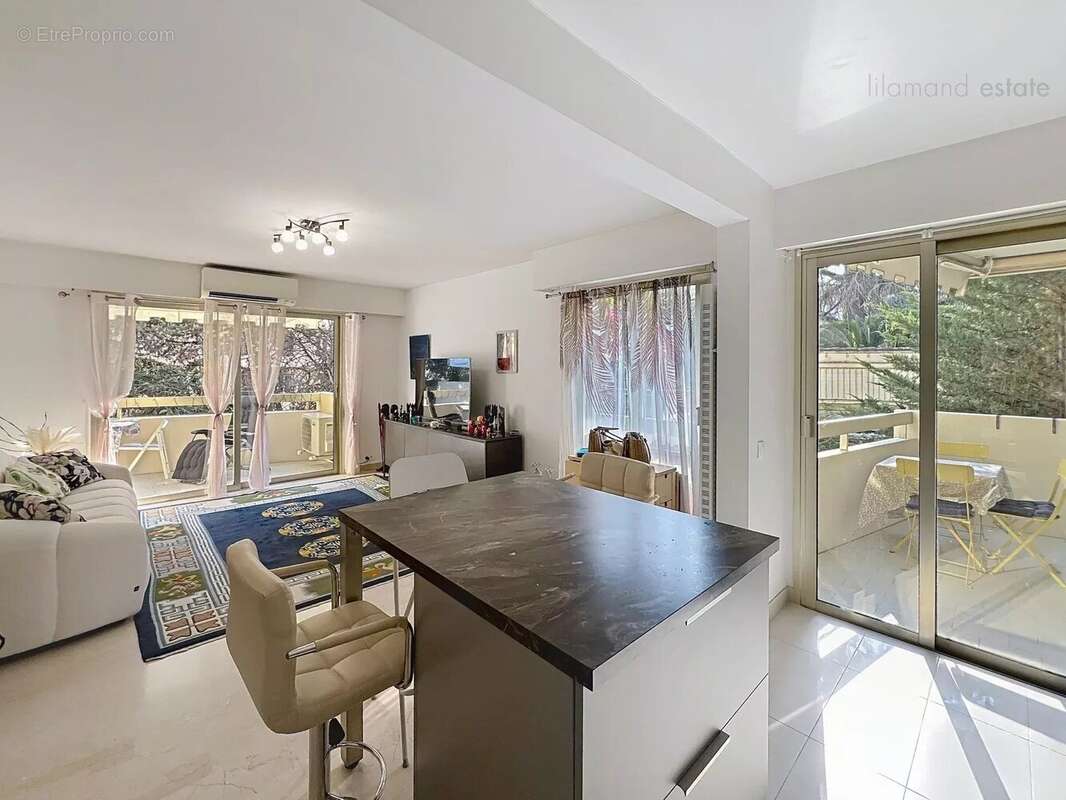 Appartement à CANNES