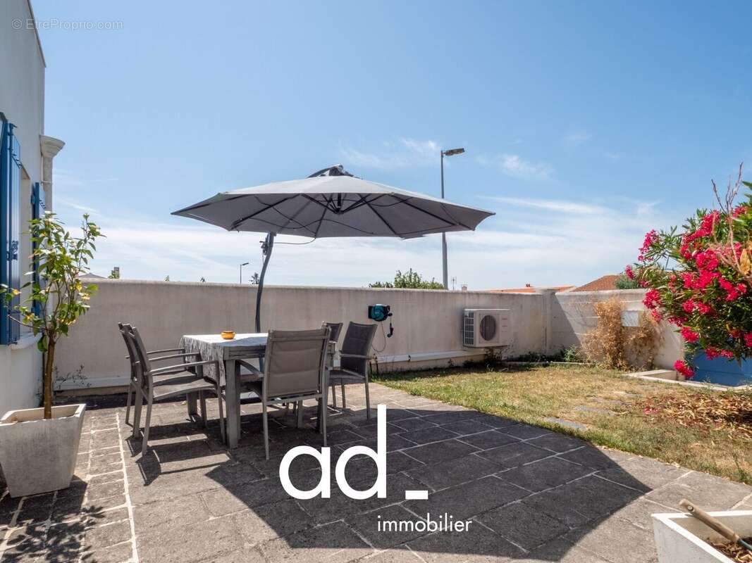 Maison à NIEUL-SUR-MER