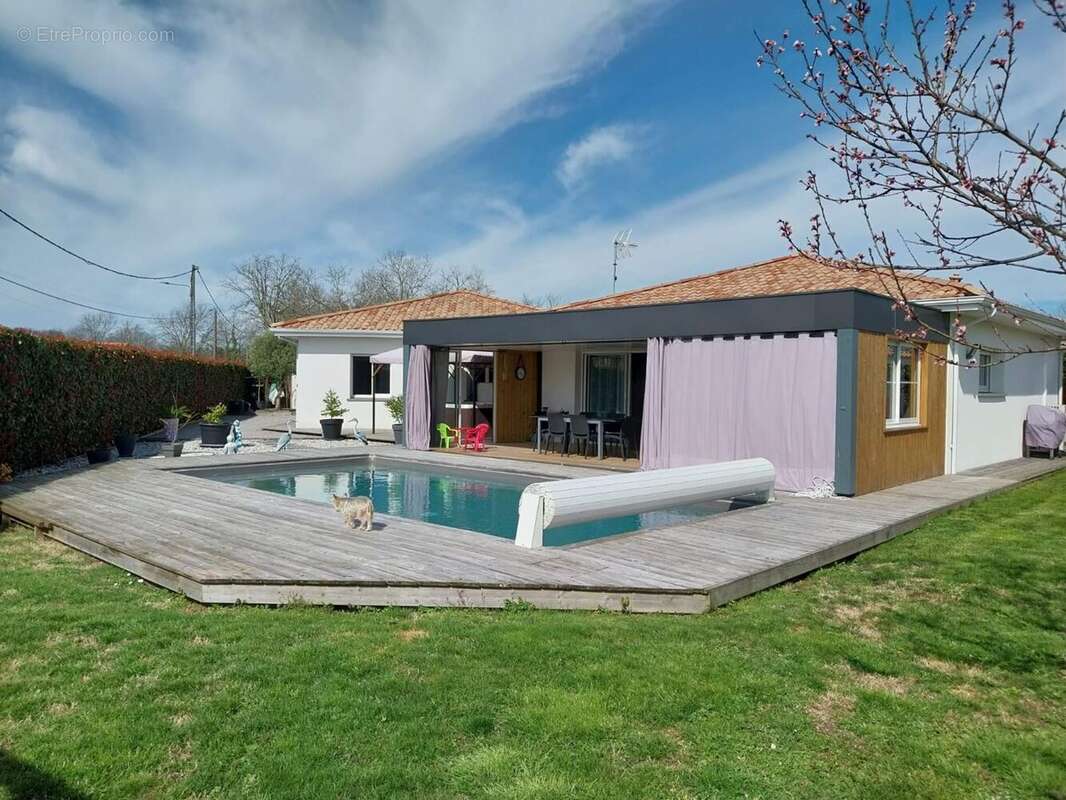 Maison à BELIN-BELIET