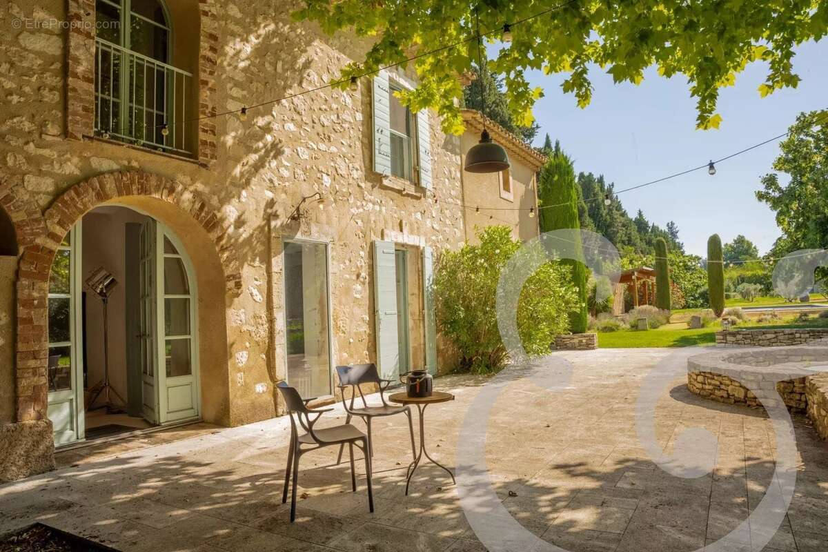 Maison à PLAN-D&#039;ORGON