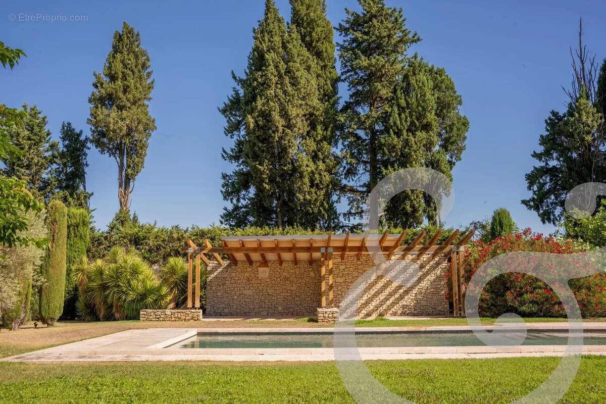 Maison à PLAN-D&#039;ORGON