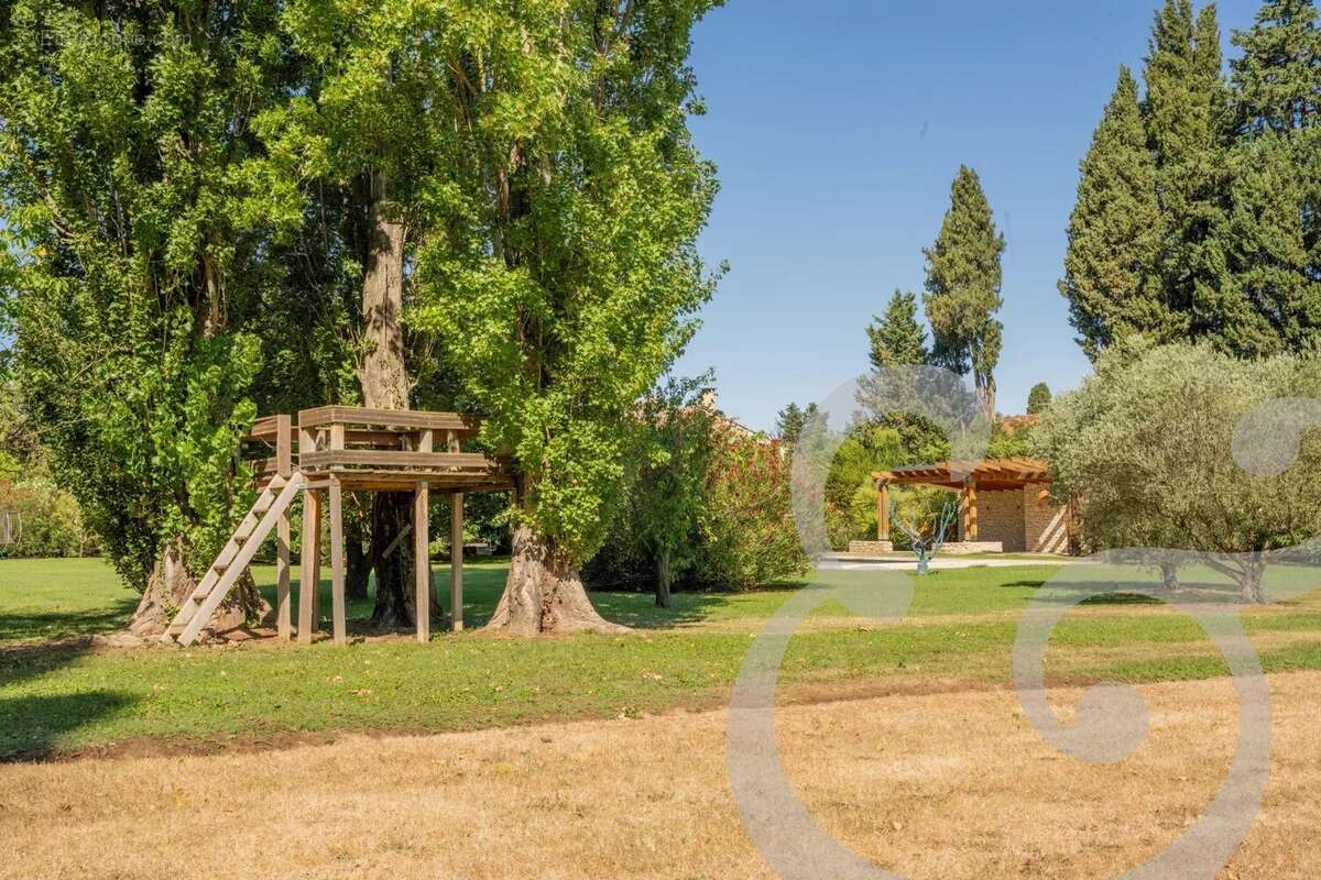 Maison à PLAN-D&#039;ORGON