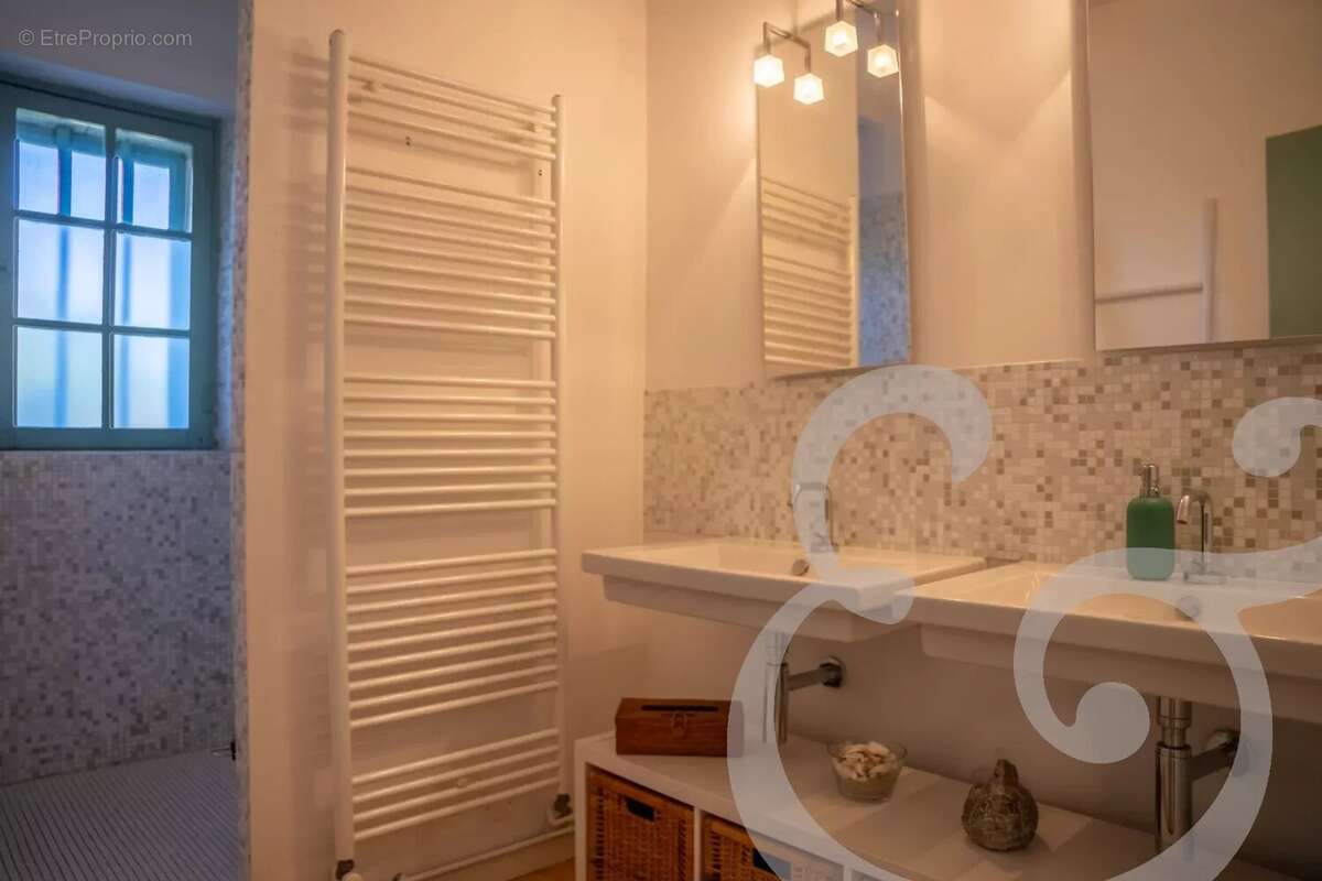 Maison à PLAN-D&#039;ORGON