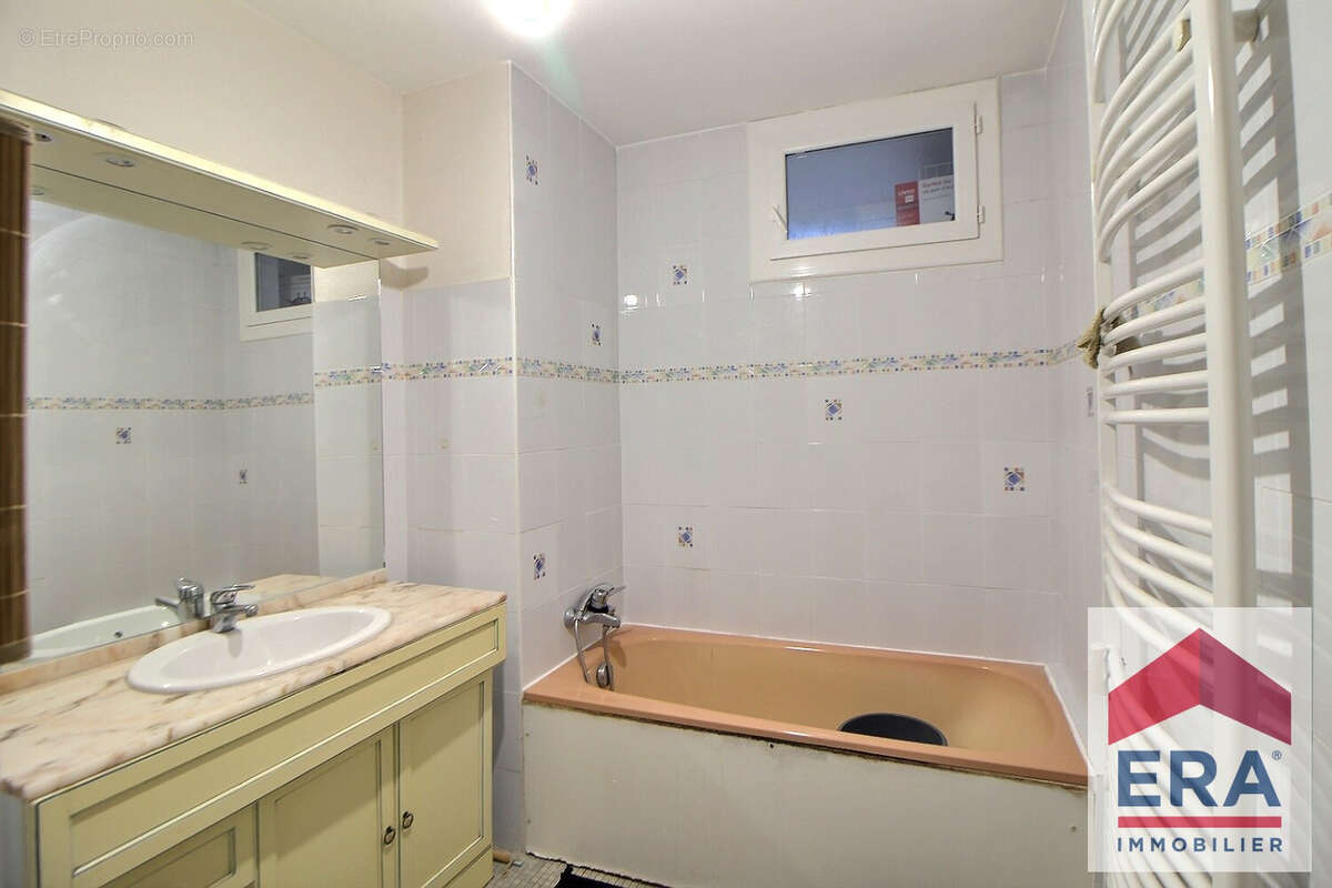 Appartement à PIERRELATTE