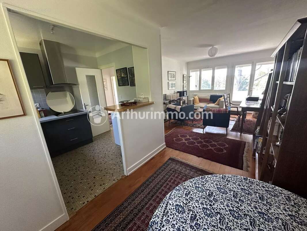 Maison à SAINT-ASTIER