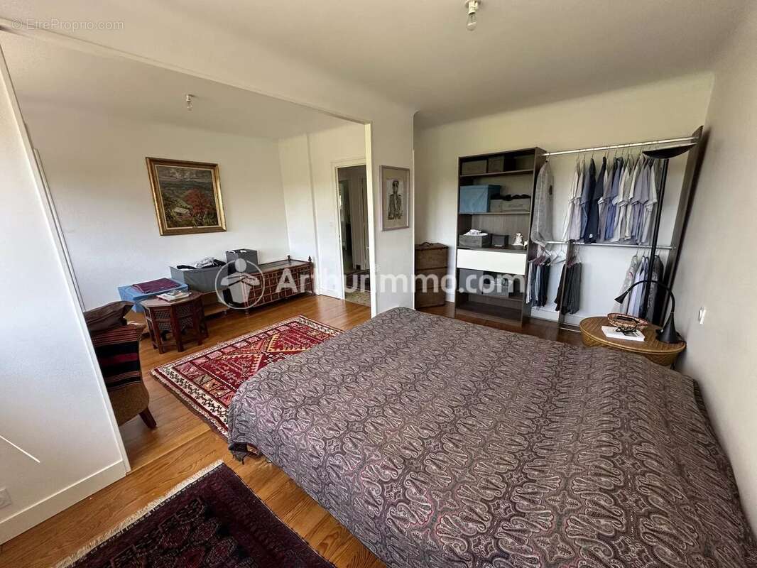 Maison à SAINT-ASTIER